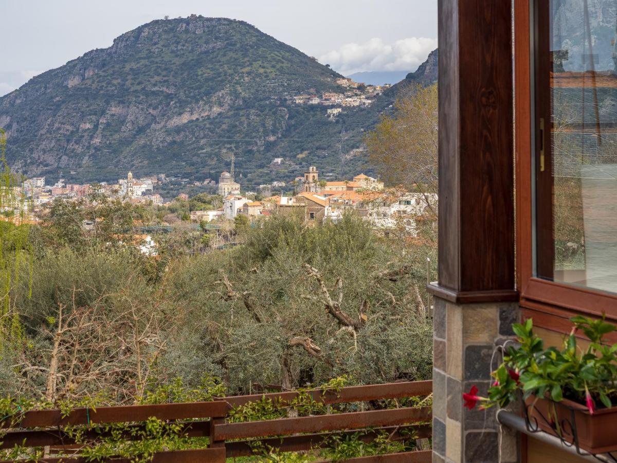 Apartamento Sweet House Sorrento Piano di Sorrento Exterior foto